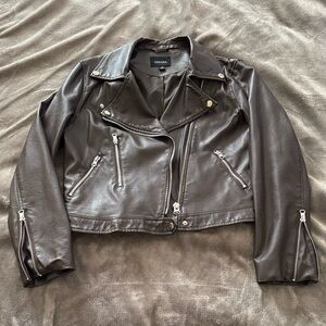 Zenana Outfitters Women's Black Leather Jacket